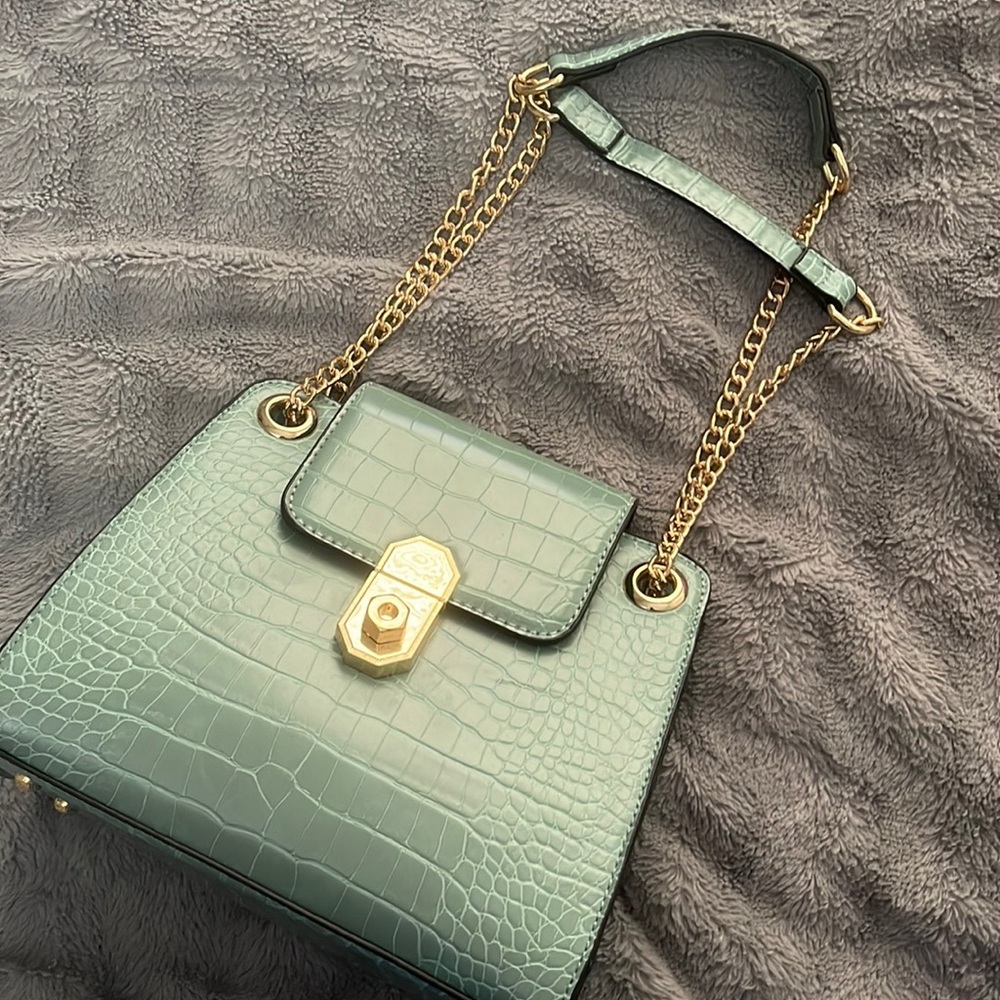 Medium Size Shoulder Bag